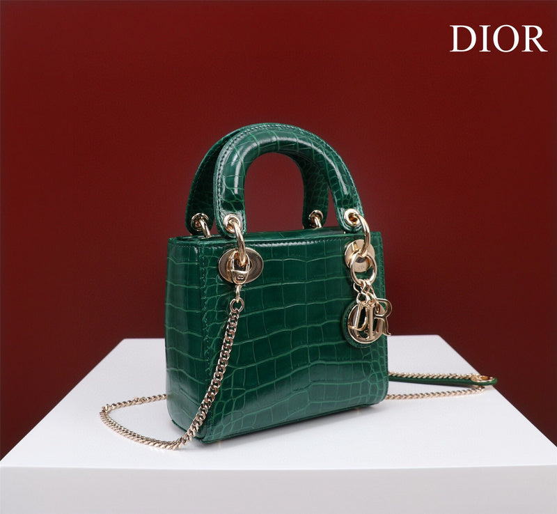 ELE - Dir Bags - 1756