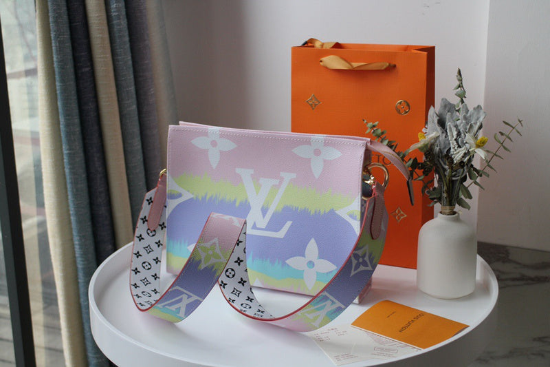 LOV2 Bags - Luxurious Bags  1608