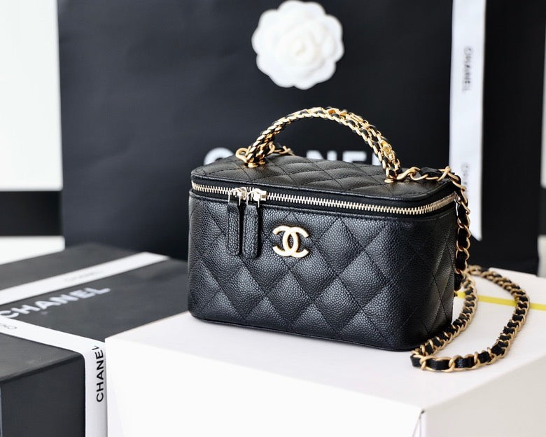 CHLSmall Vanity Case Black For Women 6.7in/17cm AS3171