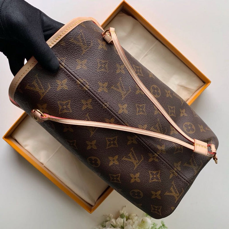 LOV2 Bags - Luxurious Bags  2848