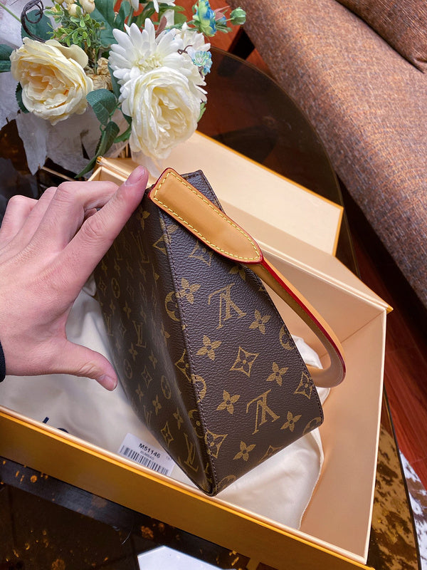 LOV2 Bags - Luxurious Bags  2616