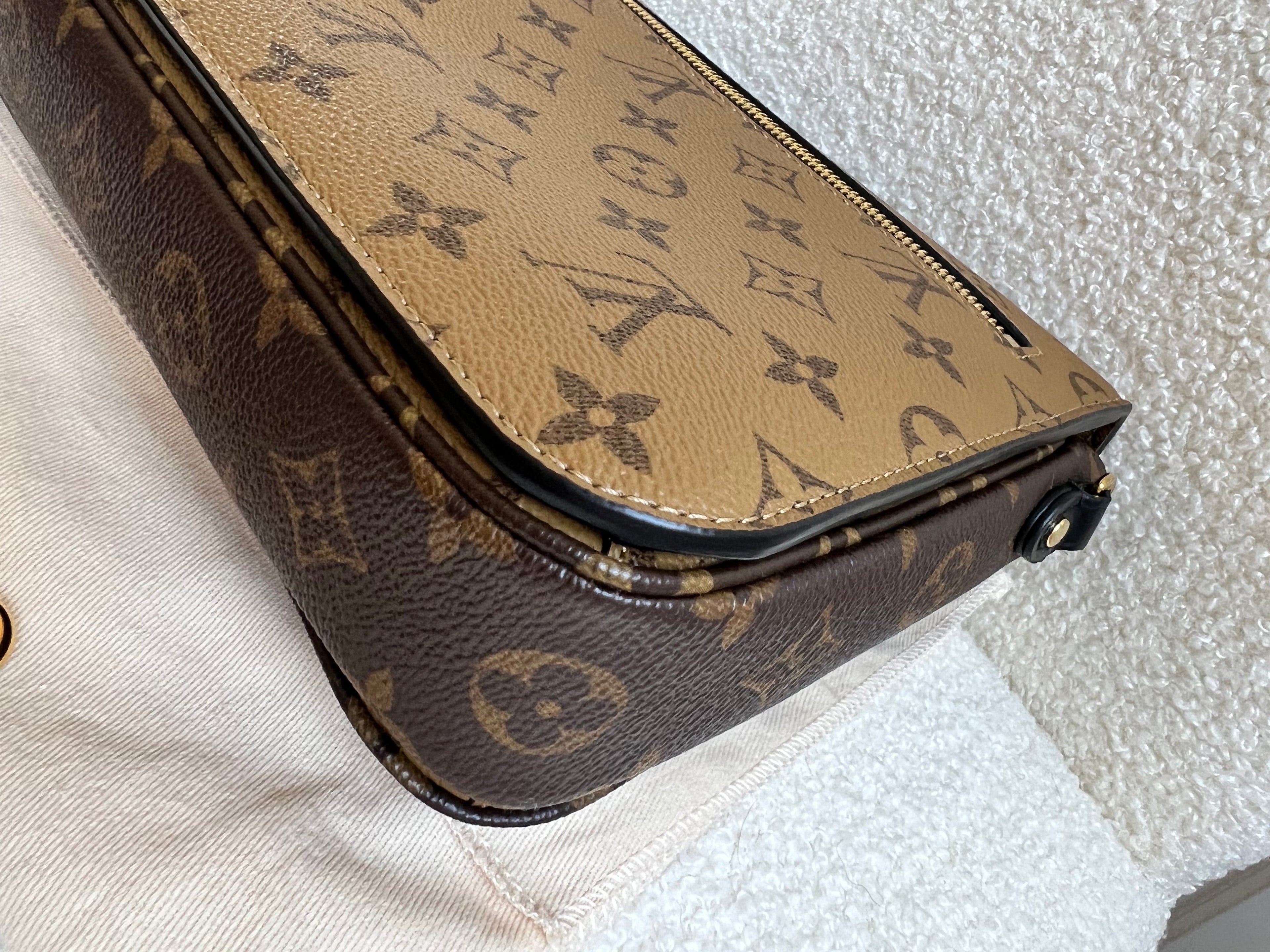 Louis Vuitton Pochette Metis Reverse Monogram (RRP £1,970)