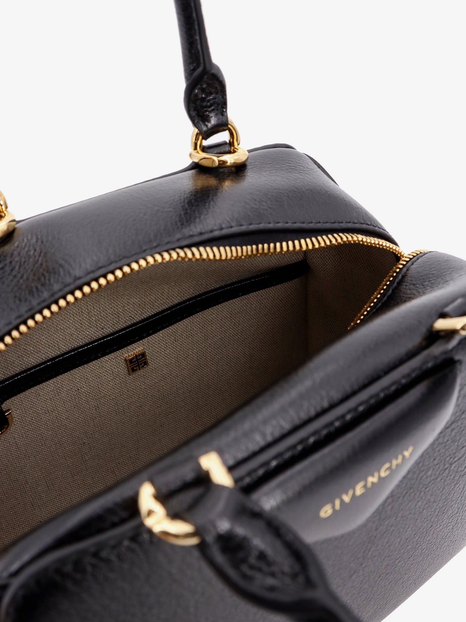 Givenchy Woman Givenchy Woman Black Handbags