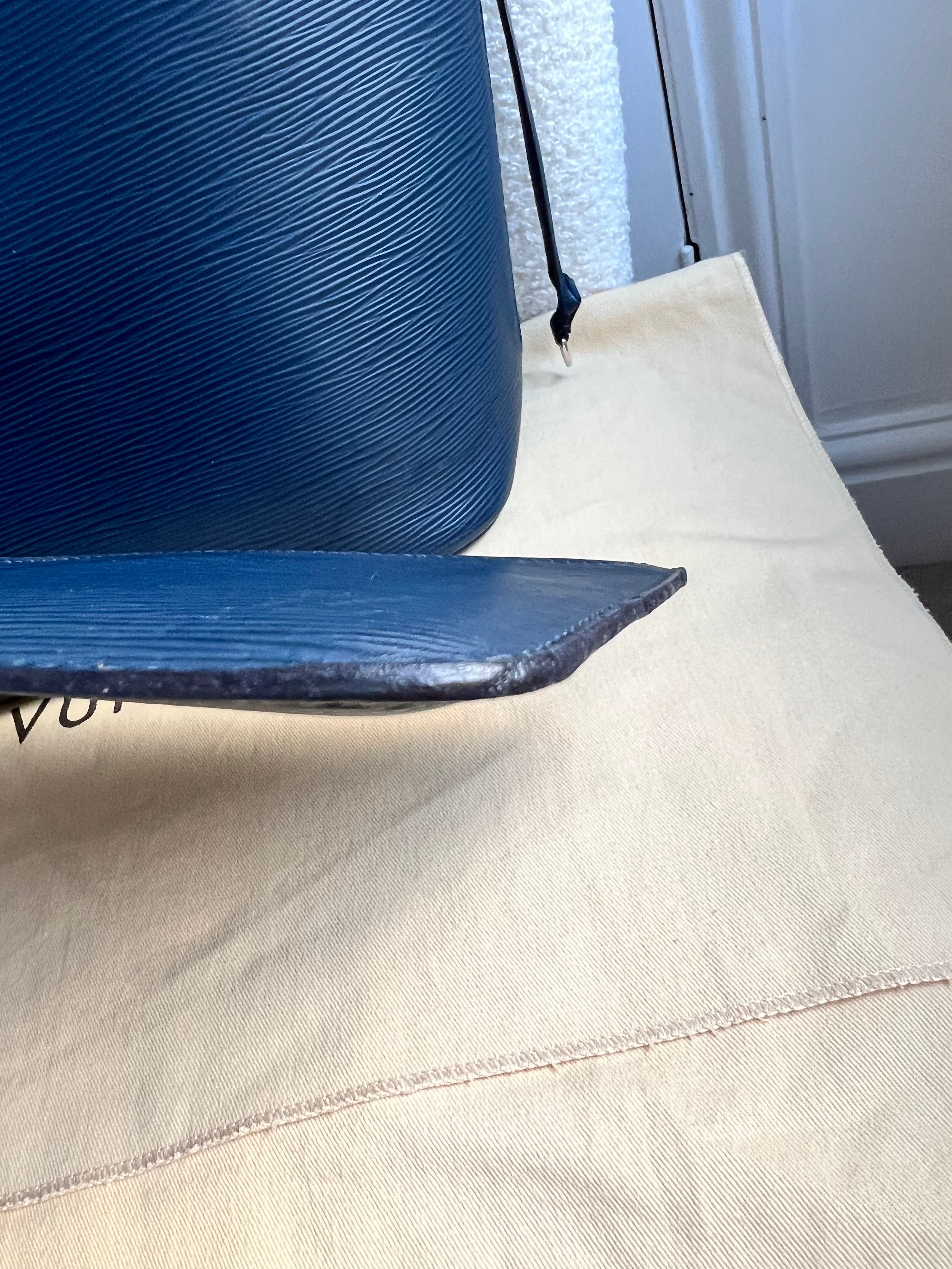 Louis Vuitton Neverfull MM Indigo Epi Leather (RRP £1,740)