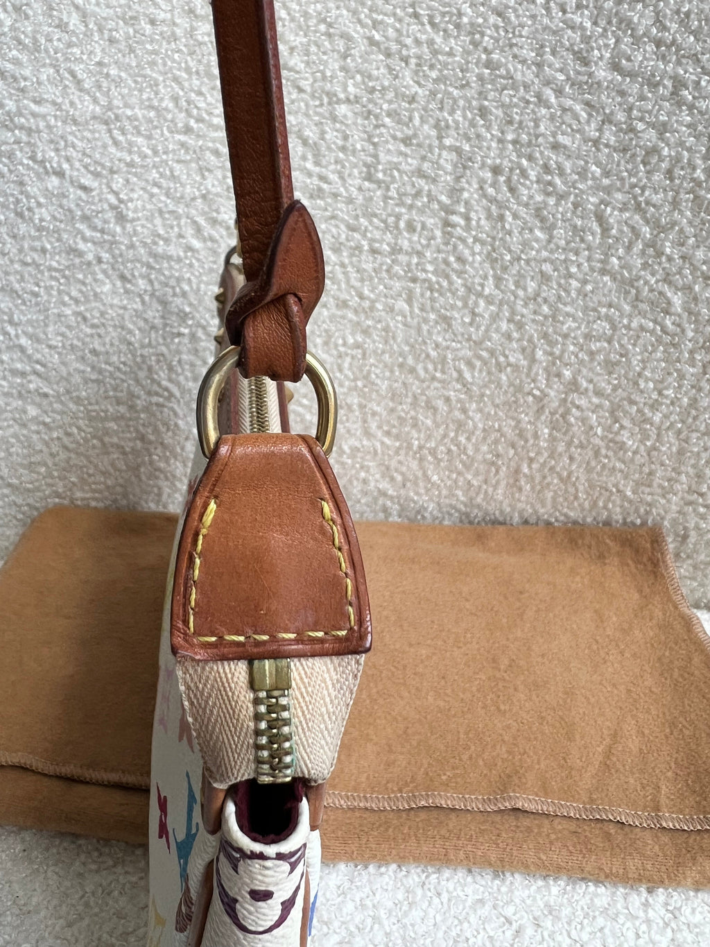Louis Vuitton Pochette Accessoires White Multicolore
