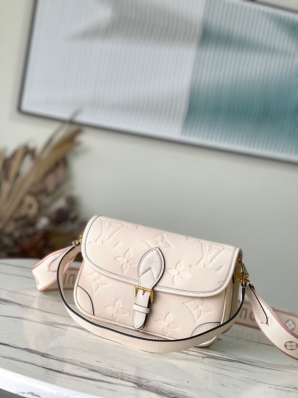 Fashion Lu-Vi bags - 4148