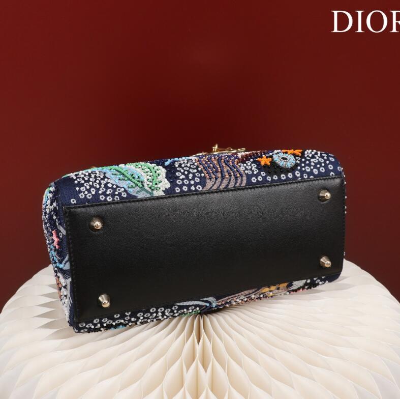 SAMCC - DOR Bags - 093