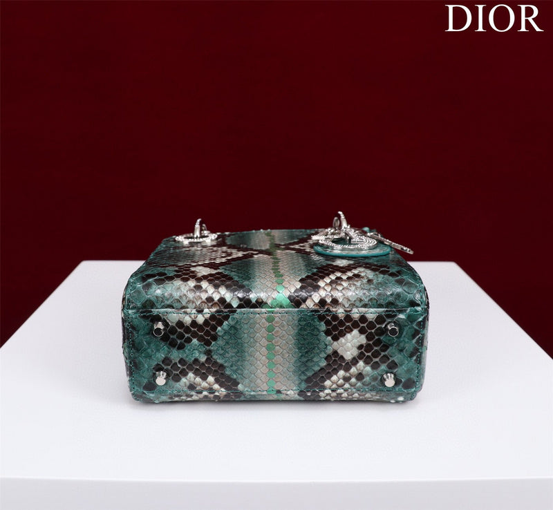 ELE - Dir Bags - 1685