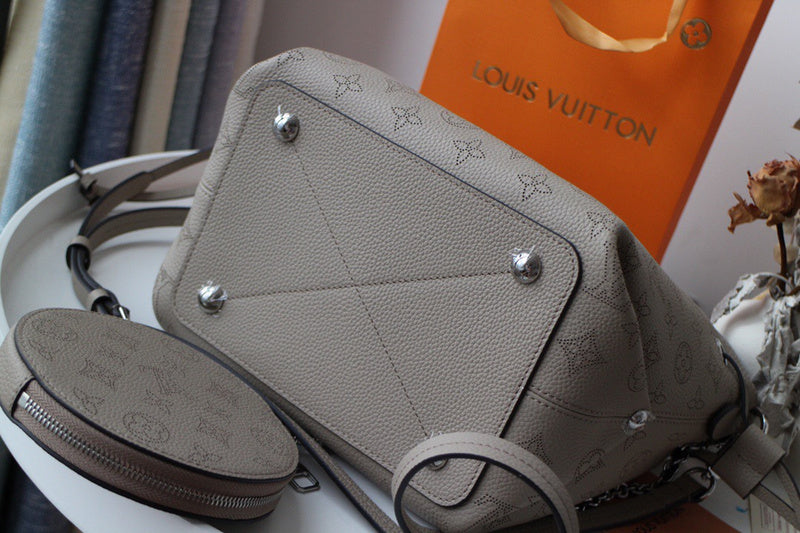 LOV2 Bags - Luxurious Bags  1709