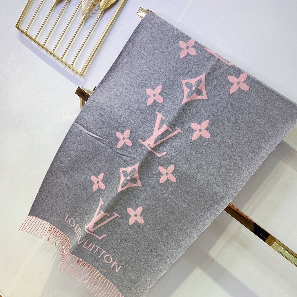 EN - Luxury LUV  Scarf 033