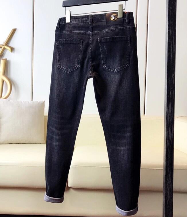 SAMC - VAR Clothes - 085
