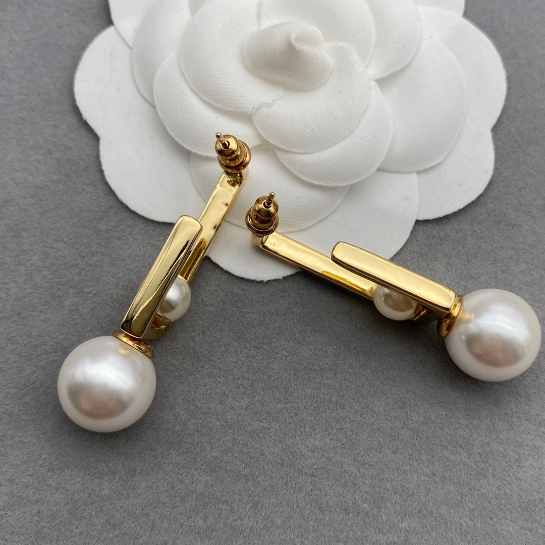 EN - Lux Earring Dir 035