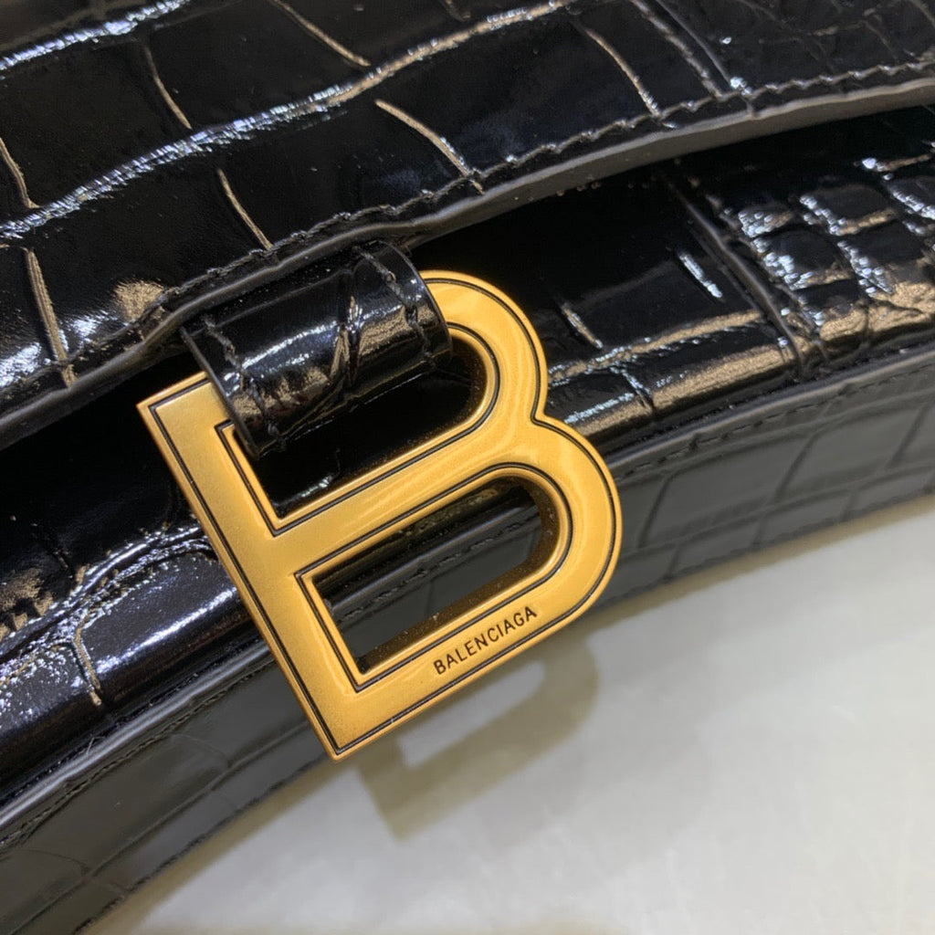 Balen Hourglass Wallet On Chain in Black, For Women,  Bags 7.6in/19cm  6560501LRGM1000