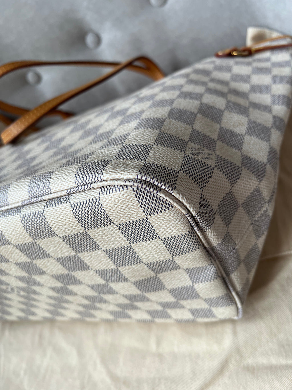 Louis Vuitton Neverfull MM  Damier Azur (RRP £1,410)