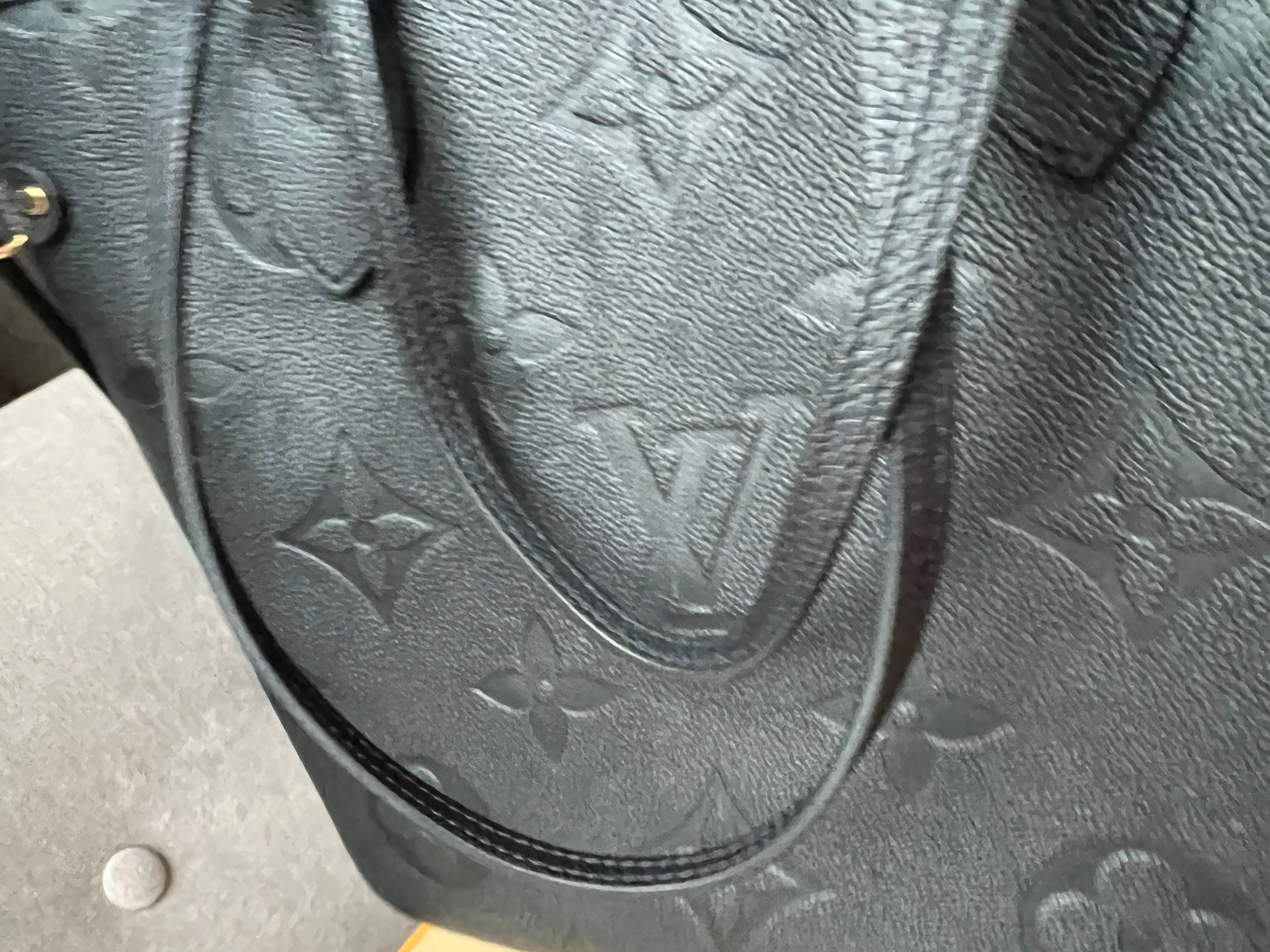 Louis Vuitton Neverfull MM Black Empreinte (RRP £1,940)