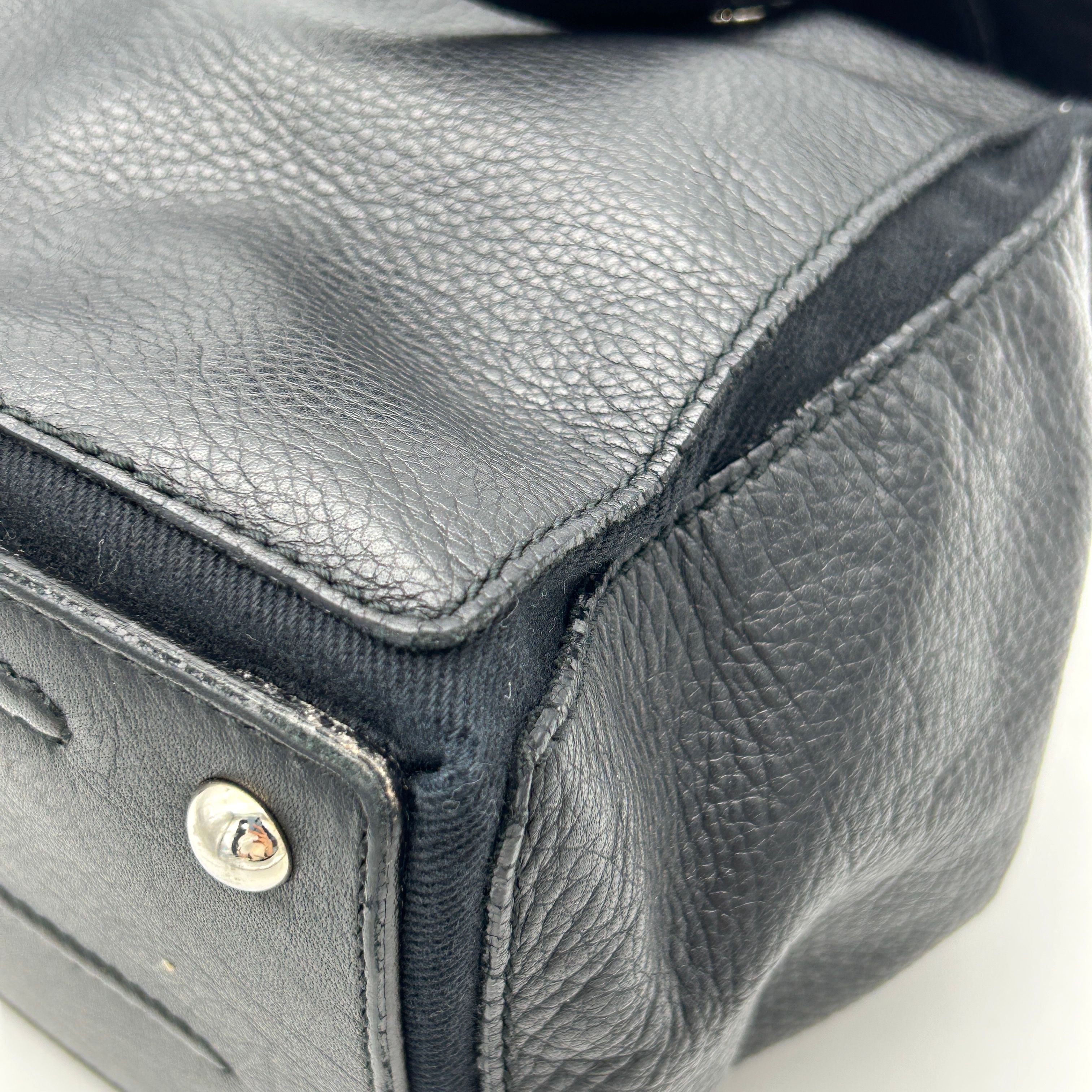 Pre-owned Yves Saint Laurent Leather Top Handle Bag - Black Shoulder Bags, Handbags LA6001