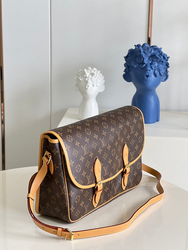 Glamy - LOV Bags - 495
