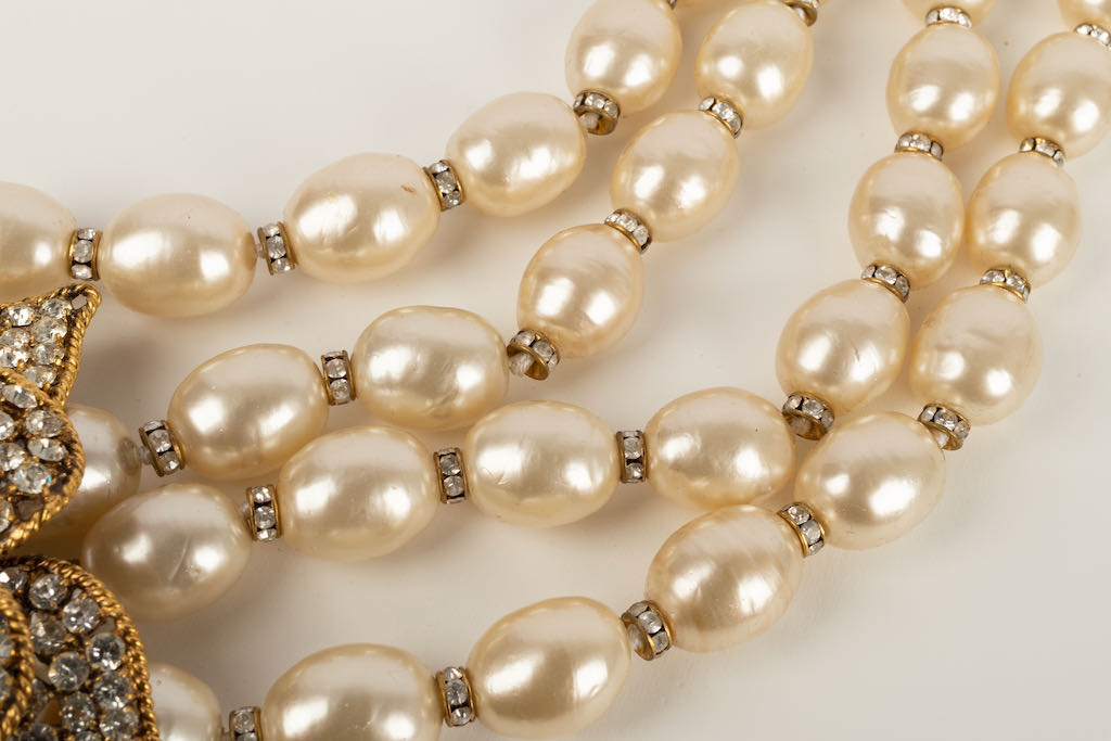 Collier camÃƒÆ’Ã‚Â©lia Chanel