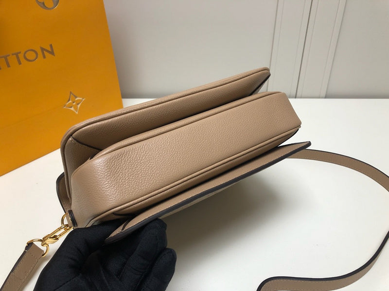 LOV2 Bags - Luxurious Bags  2073