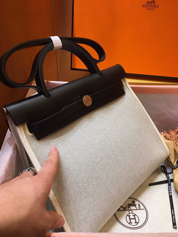 Glamy - HMS Bags - 1952