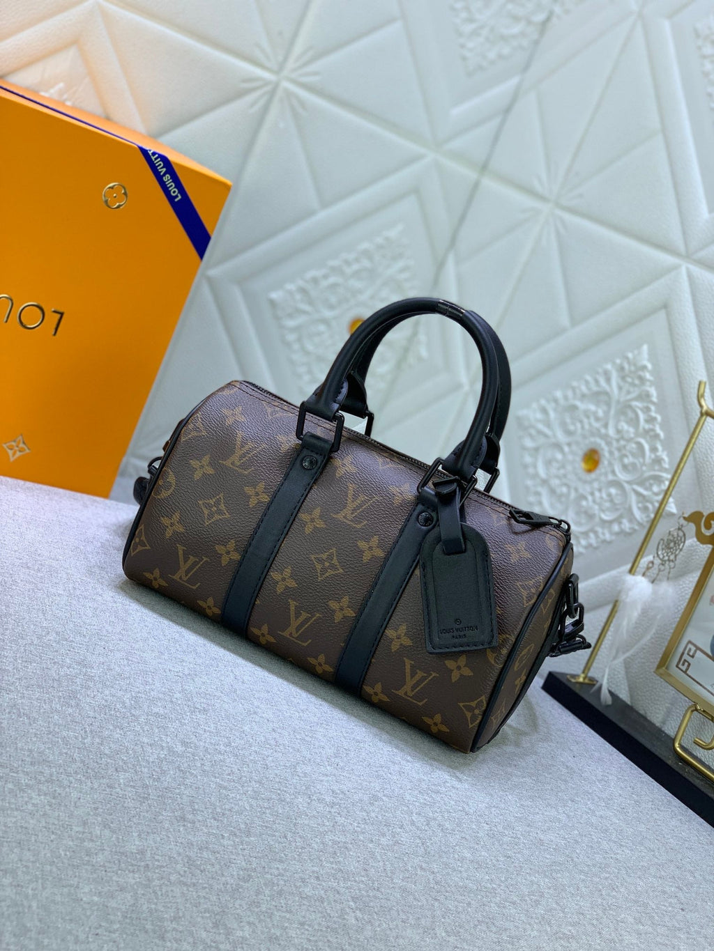 EN - Luxury Bags LUV 796