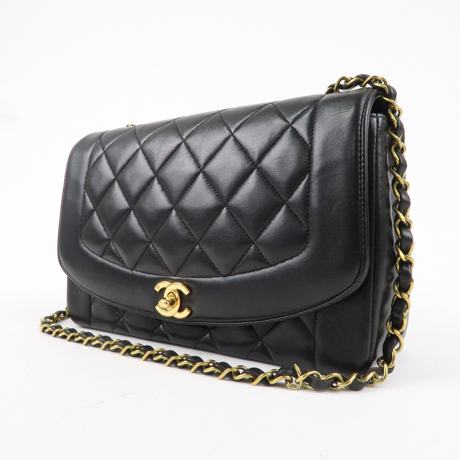 CHANEL Matelasse Lambskin Diana Chain Shoulder Bag Black A01165