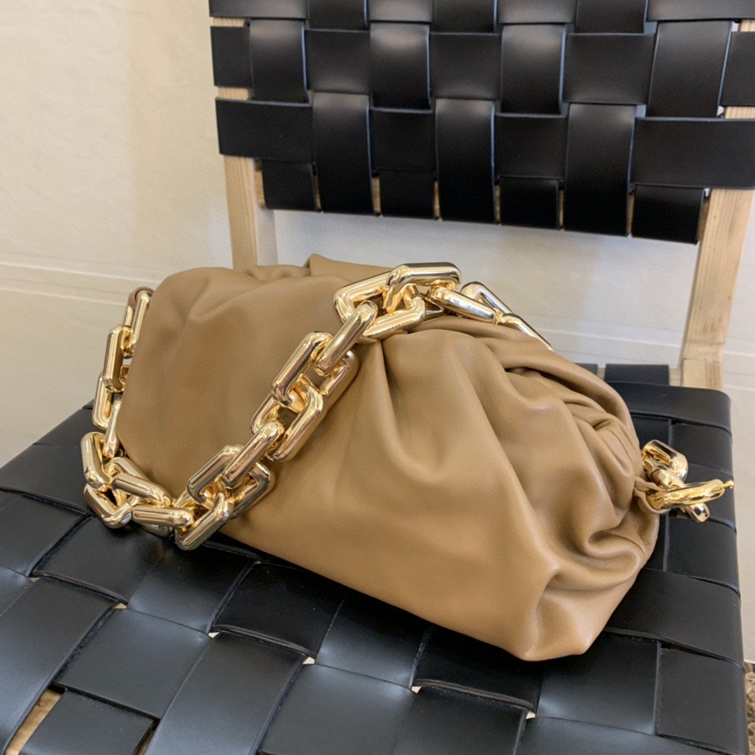 GLAMI Chain Pouch For Women 12.2in/31cm In Camel 620230VCP402618