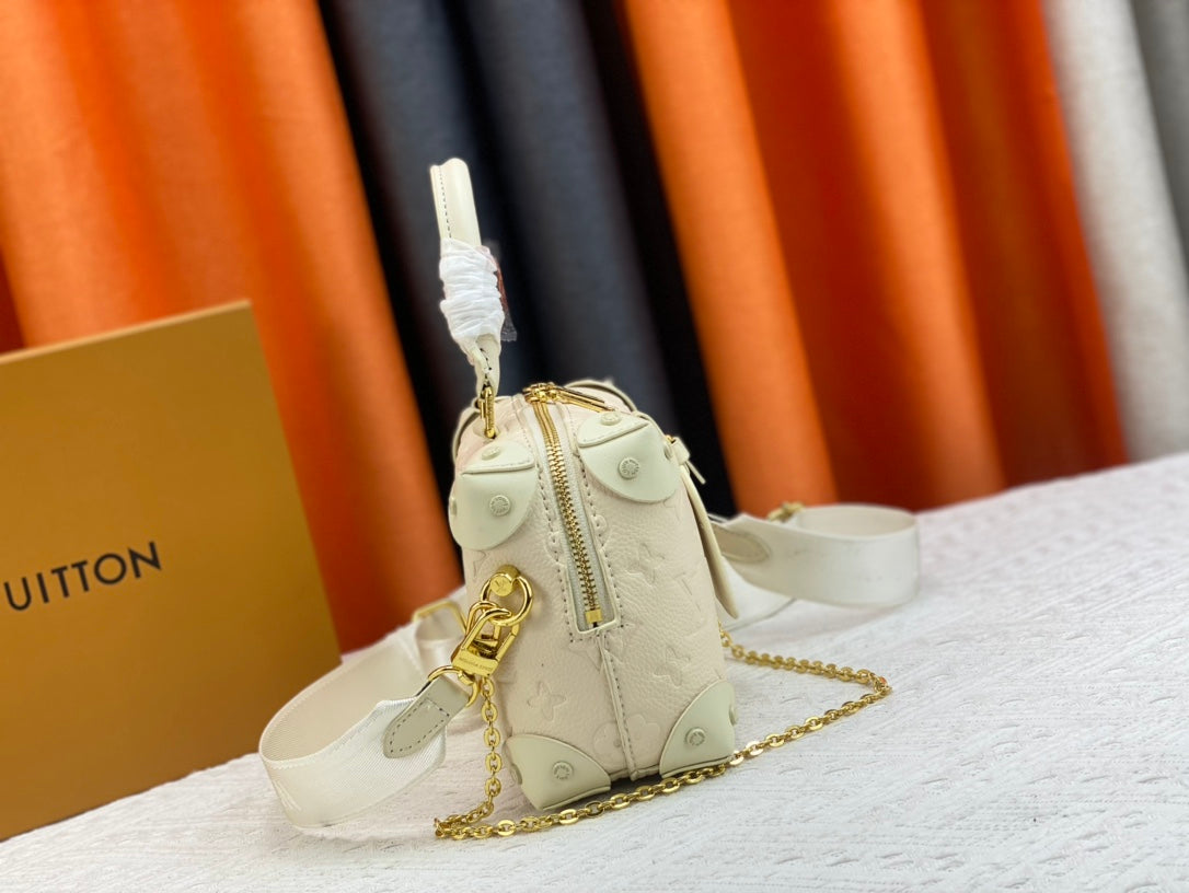 EN - New Arrival Bags LUV 663