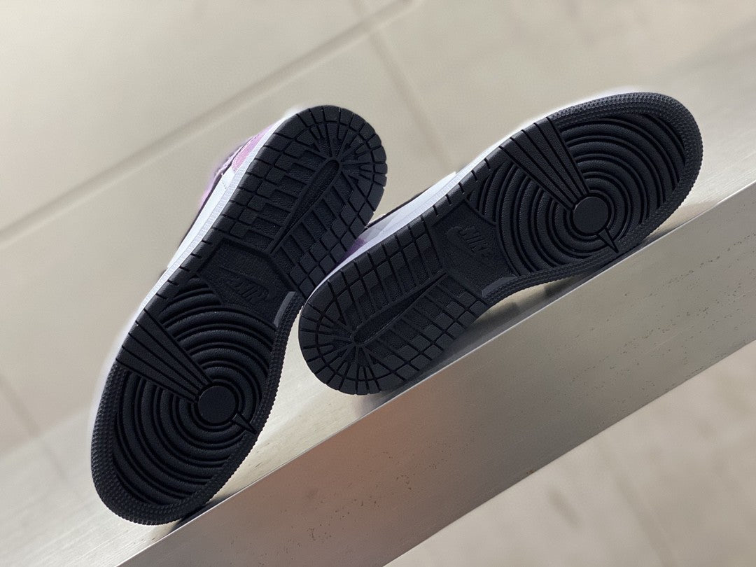 GLAMI Jordan 1 Mid SE GS Ã¢â‚¬ËœZen MasterÃ¢â‚¬â„¢ Black For Men DM6216-001