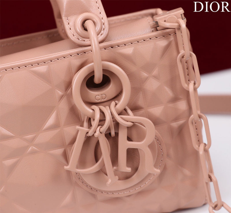 ELE - Dir Bags - 1672