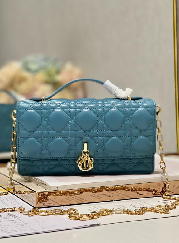 SAMCC - DOR Bags - 077