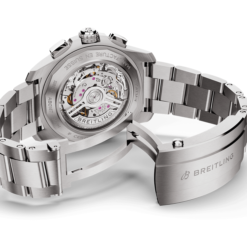 Breitling Avenger B01 44 AB0147101C1A1
