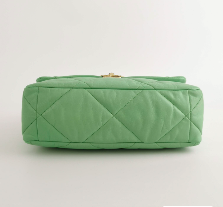 Preloved Chanel 19 Large Bag Green 24062178756265