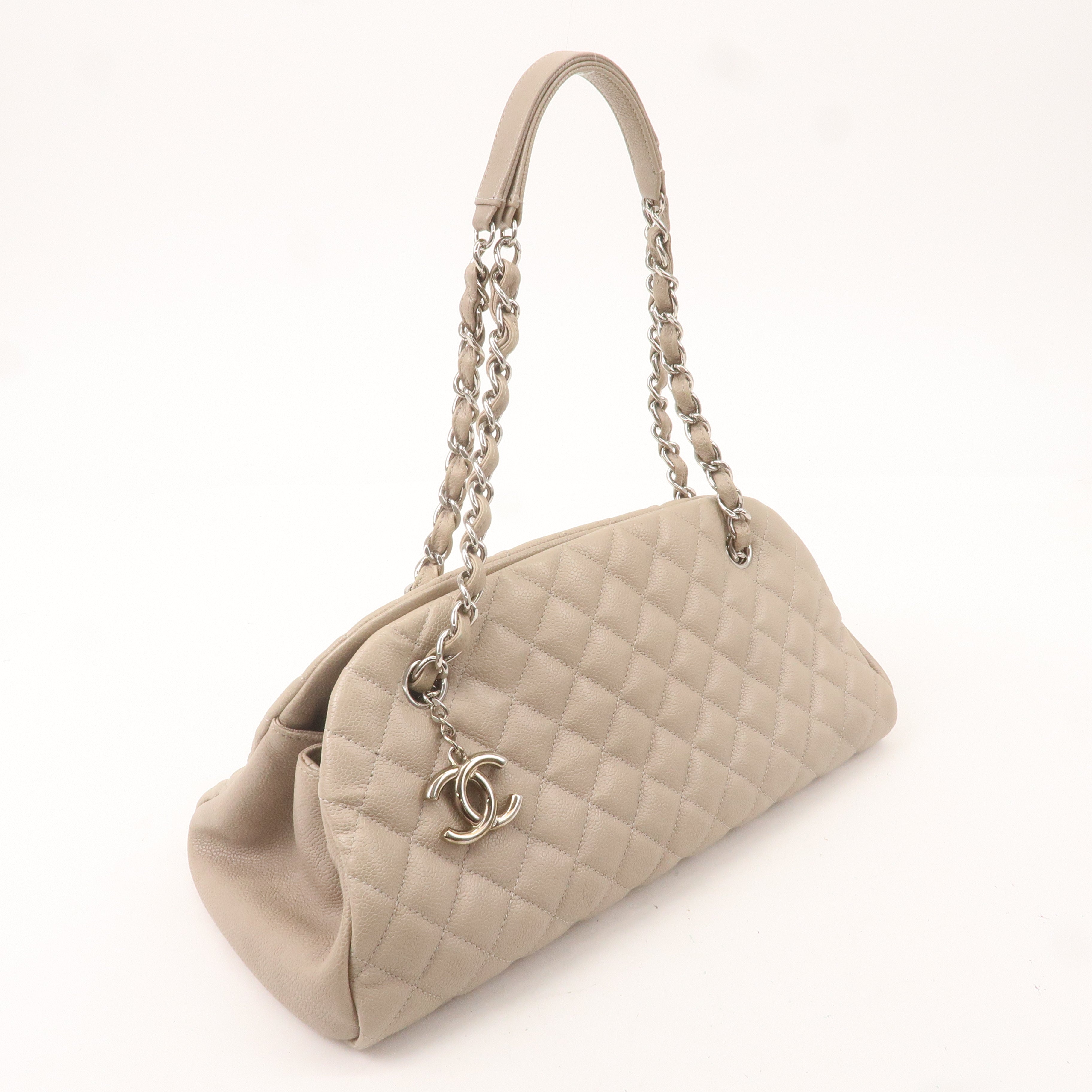 CHANEL Matelasse Mademoiselle Caviar Skin Chain Hand Bag A50556