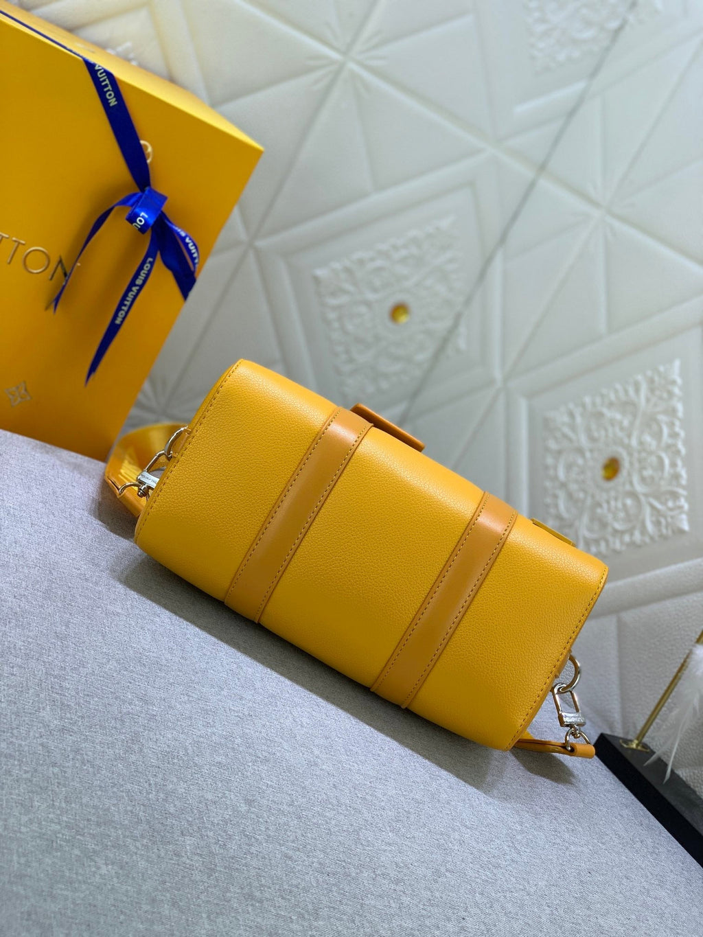 EN - New Arrival Bags LUV 680
