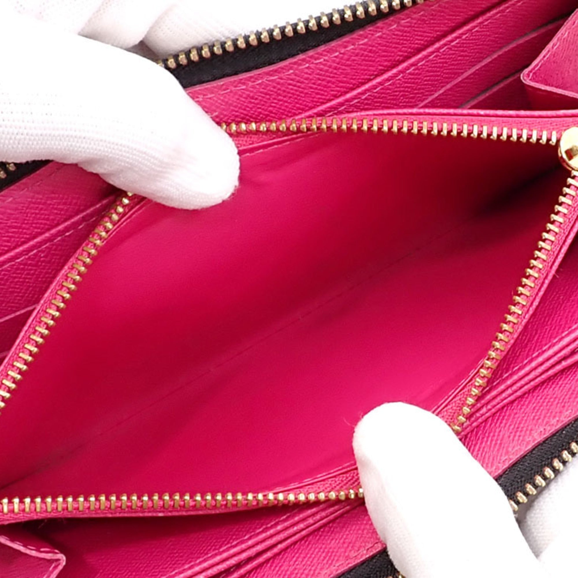 Louis Vuitton Zippy  Canvas Wallet  ()