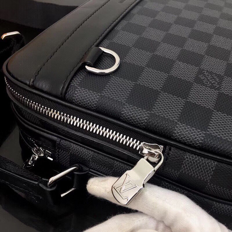LOV2 Bags - Luxurious Bags  1504