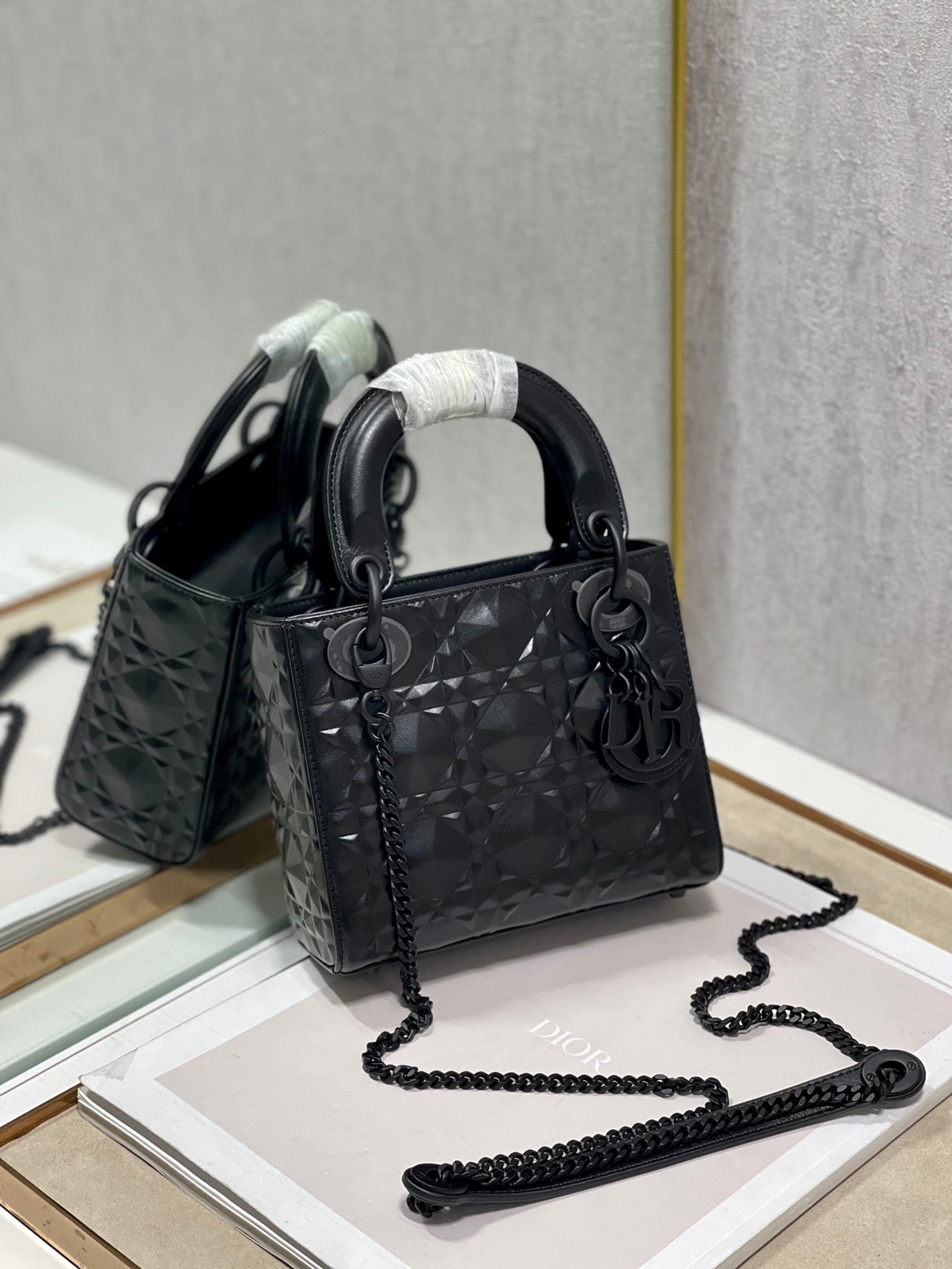 GLAMI Mini Lady Bag Cannage with Beaded Motif, Black, For Women WomenÃ¢â‚¬â„¢s Handbags, Crossbody Bags, 17cm CD M0505SNEA_M900