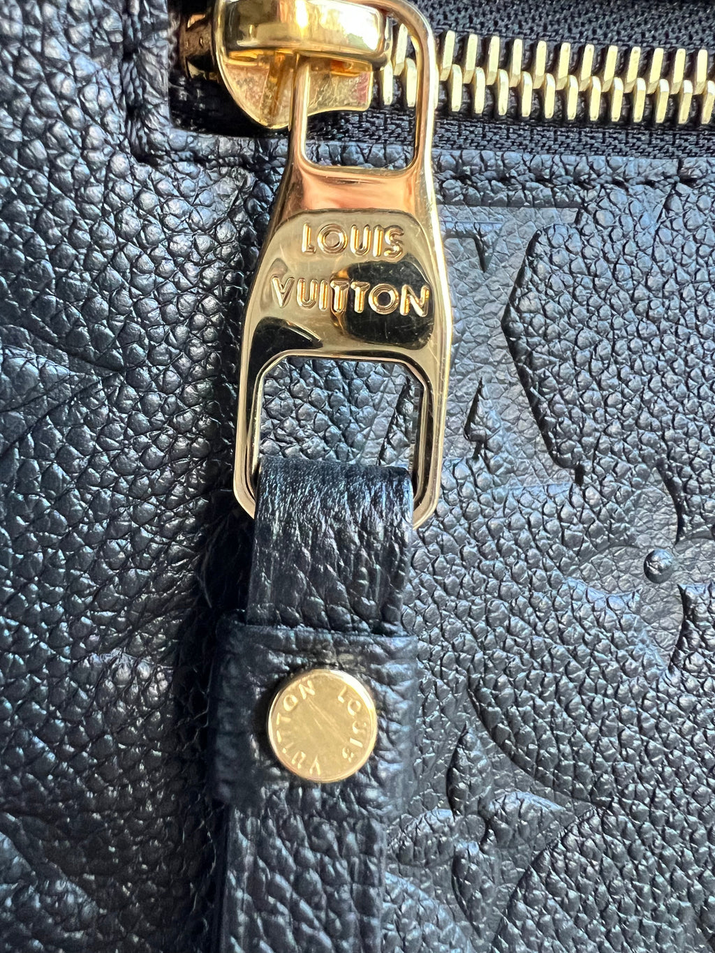 Louis Vuitton Pochette Metis Black Empreinte (RRP £2,110)
