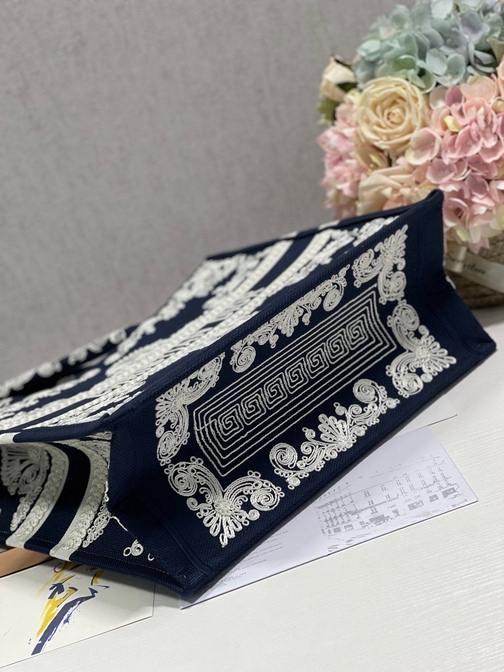 GLAMI MeGLAMIum Book Tote Blue and White Cornely Embroidery, Blue, For Women WomenÃ¢â‚¬â„¢s Handbags, Shoulder Bags, 42cm CD M1286ZTZB_M928