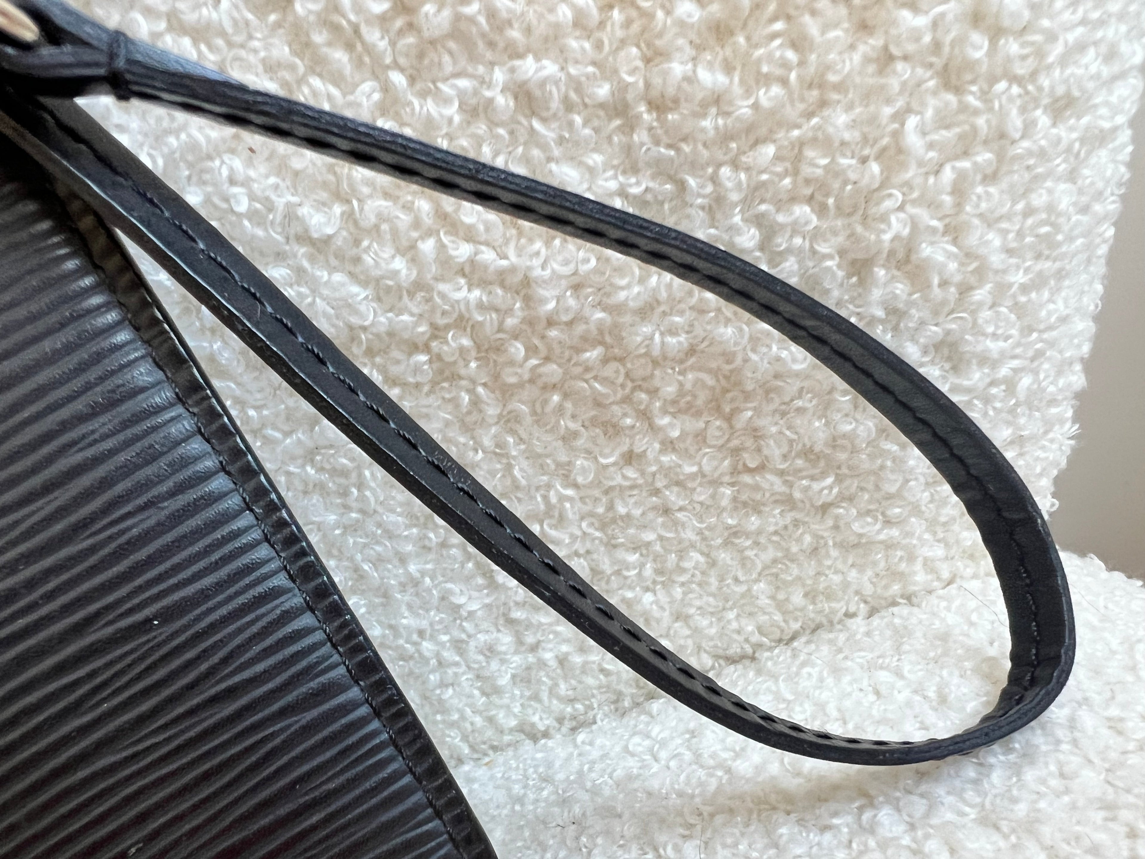 Louis Vuitton Pouch (from Neverfull) Black Epi