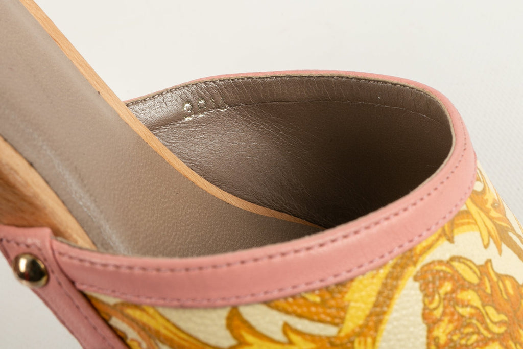 Chaussures mules Versace