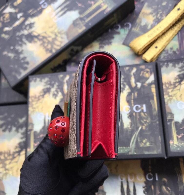 SAMC - Mix Wallets - 231