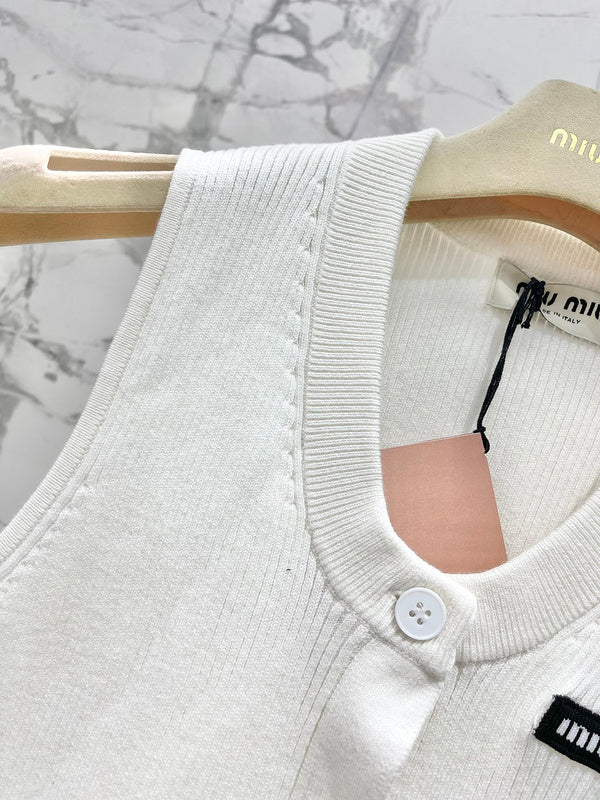 Glami - MMU Women Clothes - 519