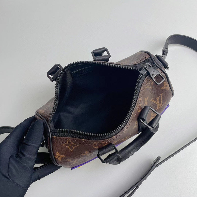LOV2 Bags - Luxurious Bags  2520
