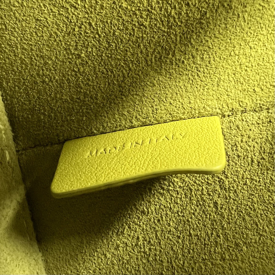 CE Small Box Cuir Triomphe Yellow For Women 4in/11cm 