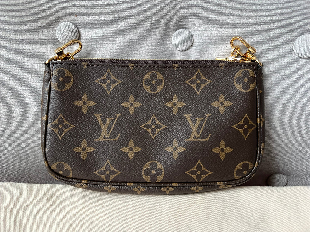 Louis Vuitton Multi Pochette Accessoires Rose Chiaro (RRP £1970)
