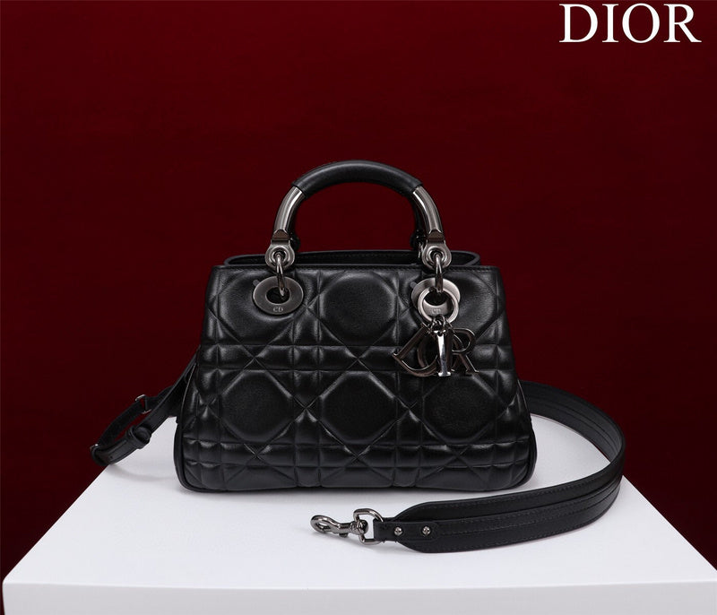 ELE - Dir Bags - 1422