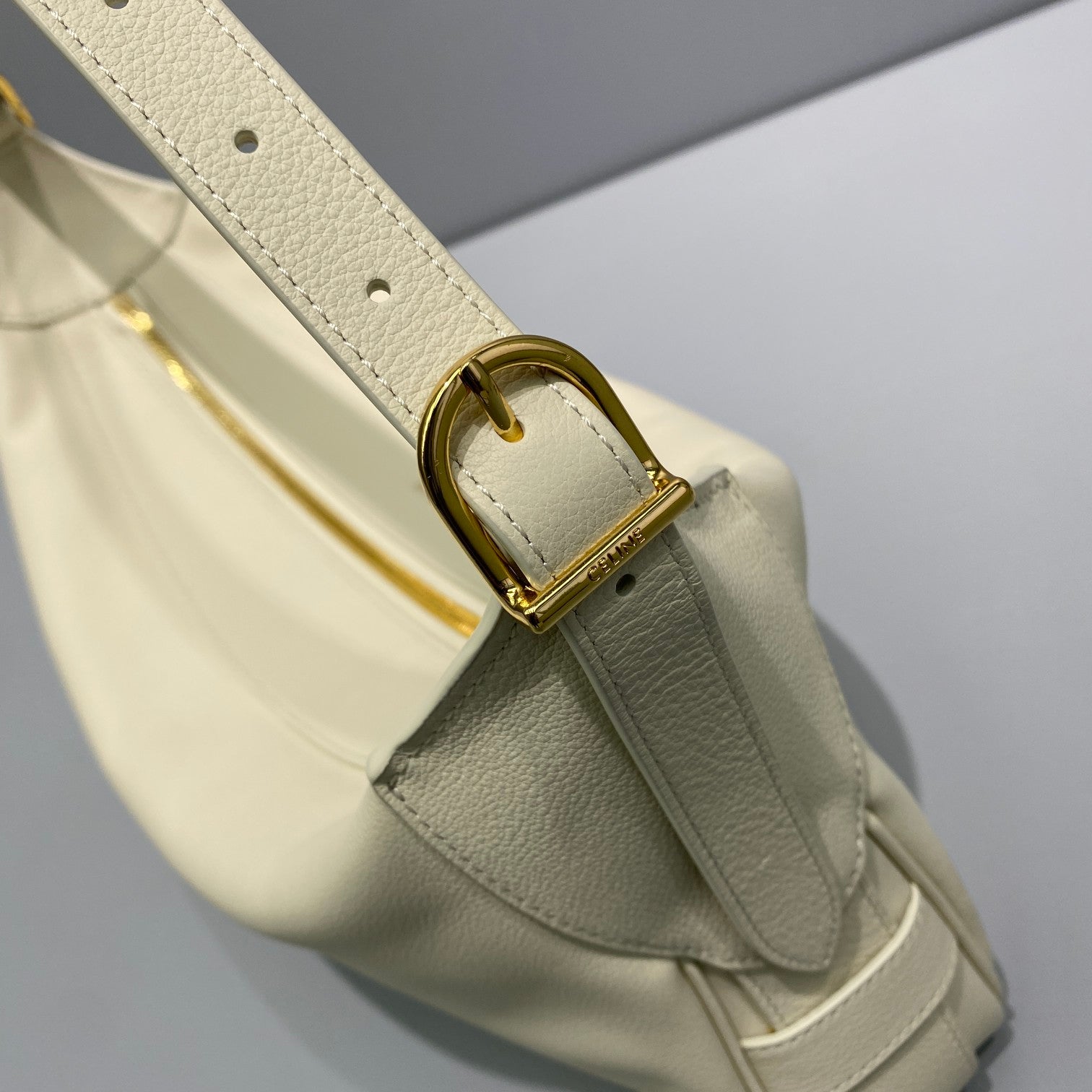 GLAMI MeGLAMIum Romy In Supple White For Women 13in/34cm 197443DPJ.01RC