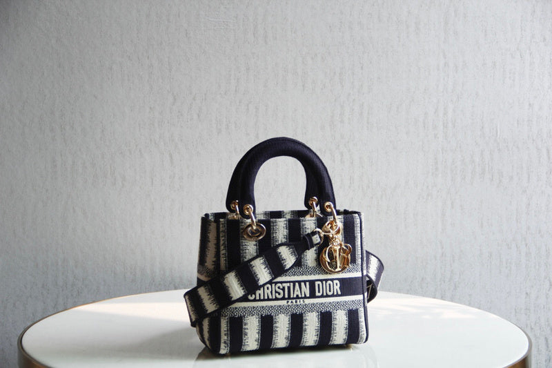 BLUSH BAGZ - Dior Bags - 2202